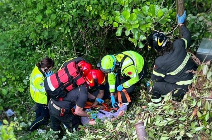 Oggiono: incidente con motocariola in zona impervia