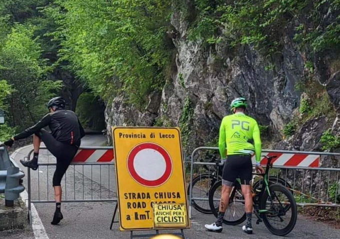 Provinciale chiusa per frana, ma c’è chi se ne frega…