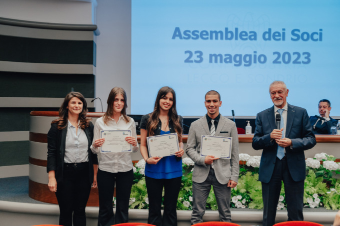 Borse di studio: Confindustria e Intercultura premiano tre giovani studenti
