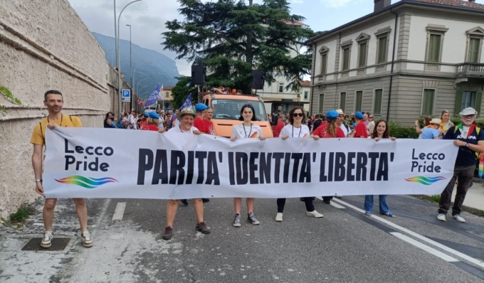 Più di mille persone al Lecco Pride