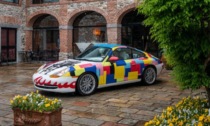 "Arte e lago": il Centro Porsche di Como celebra la bellezza del territorio