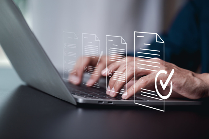 Come sta cambiando la ricerca di notizie online: il ruolo di social e AI