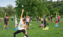 Successo per il primo appuntamento di Yoga al lago con Ogvn e Vibes