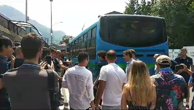 Aspettando Lecco Foggia: ovazione per l’arrivo della squadra al Rigamonti Ceppi
