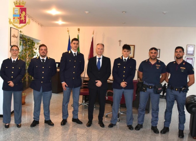 Da oggi la Questura di Lecco potrà contare su sei nuovi agenti della Polizia di Stato