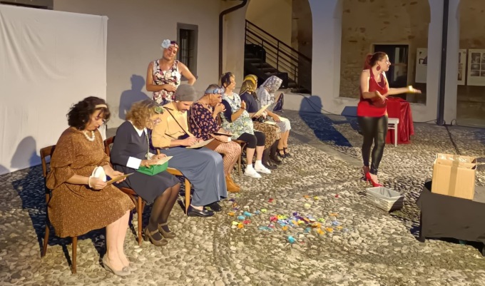 Calolzio, sold out per la seconda serata di “Teatro al chiostro”