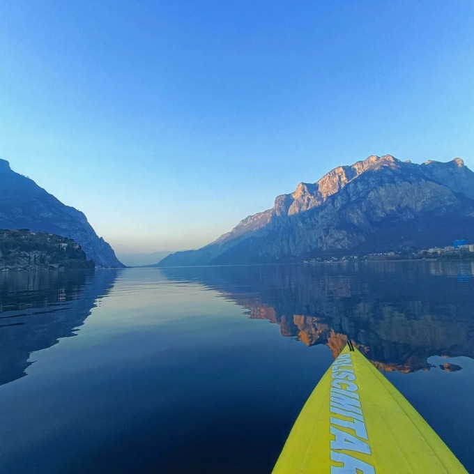 Save the lake: a Parè pulizia del lago in canoa, sport e attività per tutti