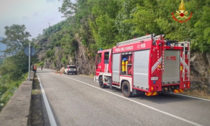 Dorio, lavori in corso sulla Sp 72 per la rimozione dei massi caduti ieri