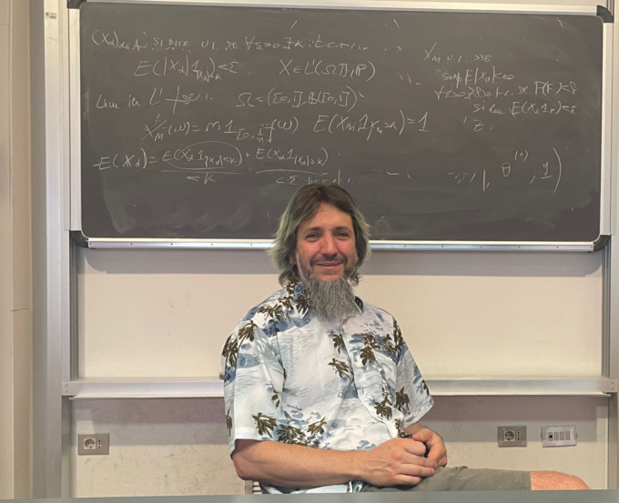 Alberto Sesana, il ricercatore lecchese che ascolta il respiro dell’Universo