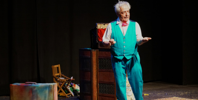 Giovedì si ride e non solo il circo delle pulci del prof. Bustric