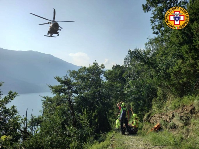 Tragedia sul sentiero del Viandante: escursionista muore stroncato da malore