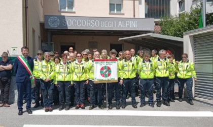 Mandello: il Soccorso degli Alpini festeggia con il 2° Reggimento e la Brigata Taurinense