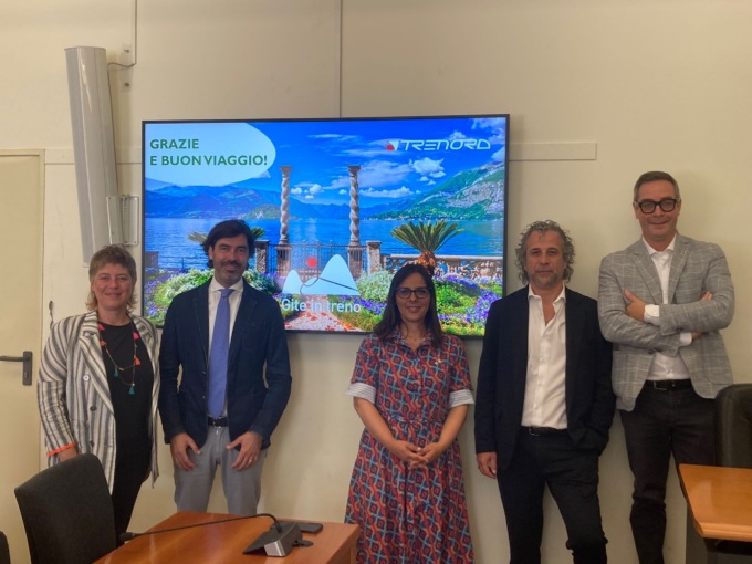 Il Viandante via Lago: biglietto integrato treno battello per rilanciare il turismo sostenibile
