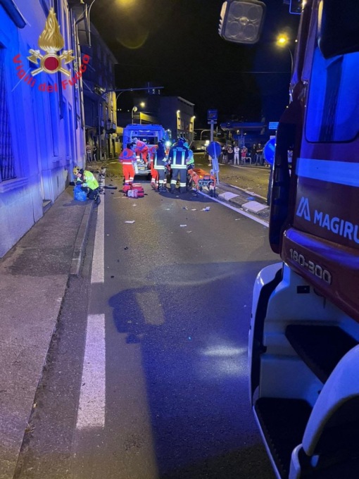 Gravissimo incidente: quattro ragazzi in prognosi riservata