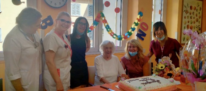 Rosa Mangili compie 101 anni: festa all’Airoldi e Muzzi