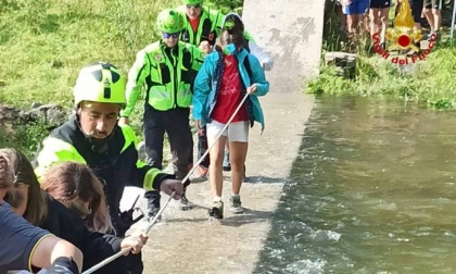 Si ingrossa il torrente: salvati 400 ragazzini bloccati in baita