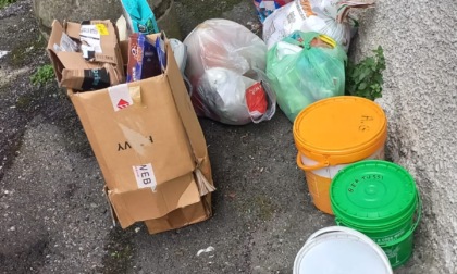 Ancora rifiuti abbandonati a Olginate: fioccano le multe