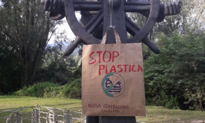 Calolzio, "stop plastica": l'appello della nuova generazione