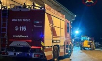 Crollo in azienda di formaggio: imprenditore travolto e ucciso. In campo anche i Vigili del fuoco di Lecco