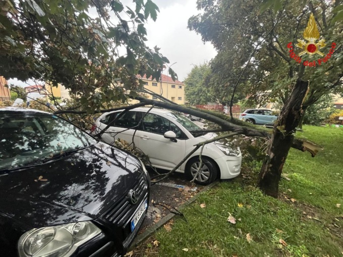 Allerta meteo rossa su Lecco: massima attenzione. 104 mm di pioggia in 24 ore