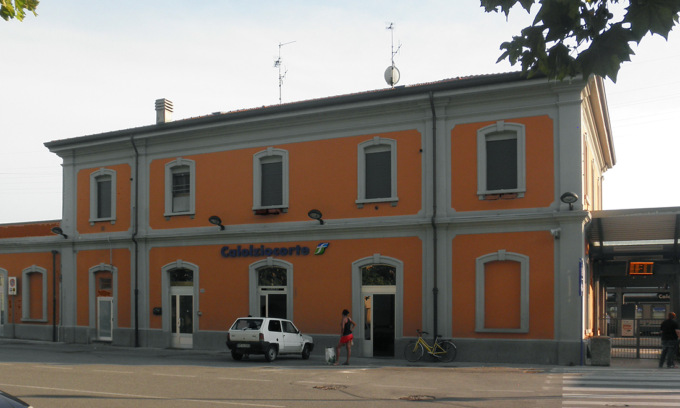 Dopo l’omicidio di  Calolzio polemica sulla desertificazione della stazione: ora  si cerca un gestore per il bar