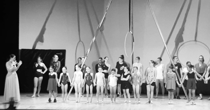 Pescate, al via i corsi 2023/2024 di danza aerea e non solo