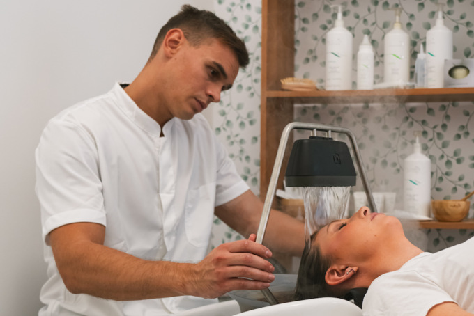 A Vercurago, un centro benessere per capelli e cuoio capelluto