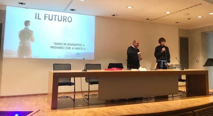 Oscar Farinetti svela le 10 mosse per affrontare il futuro