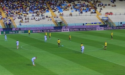 FC Modena 0-0 Calcio Lecco :: Resumos :: Videos 