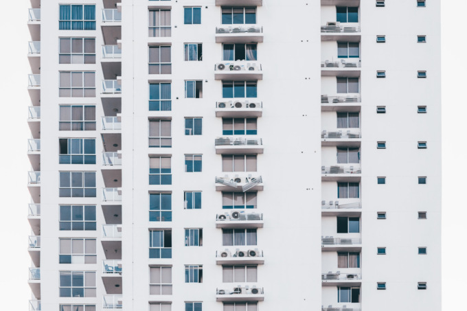 Vivere in condominio, casi e risposte pratiche: un incontro per parlarne