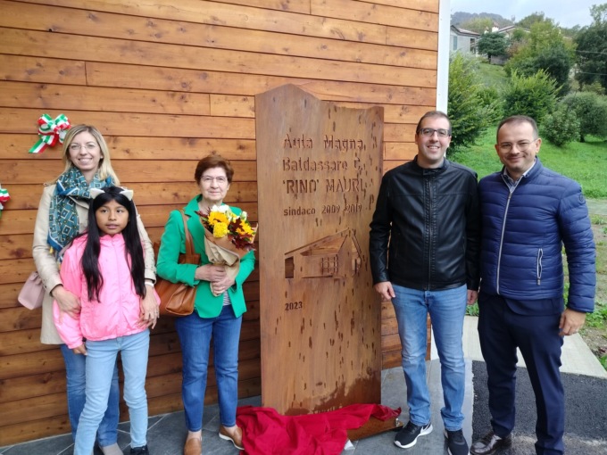 Inaugurata la nuova aula magna dedicata all’ex sindaco Rino Mauri. “Momento di grande emozione”