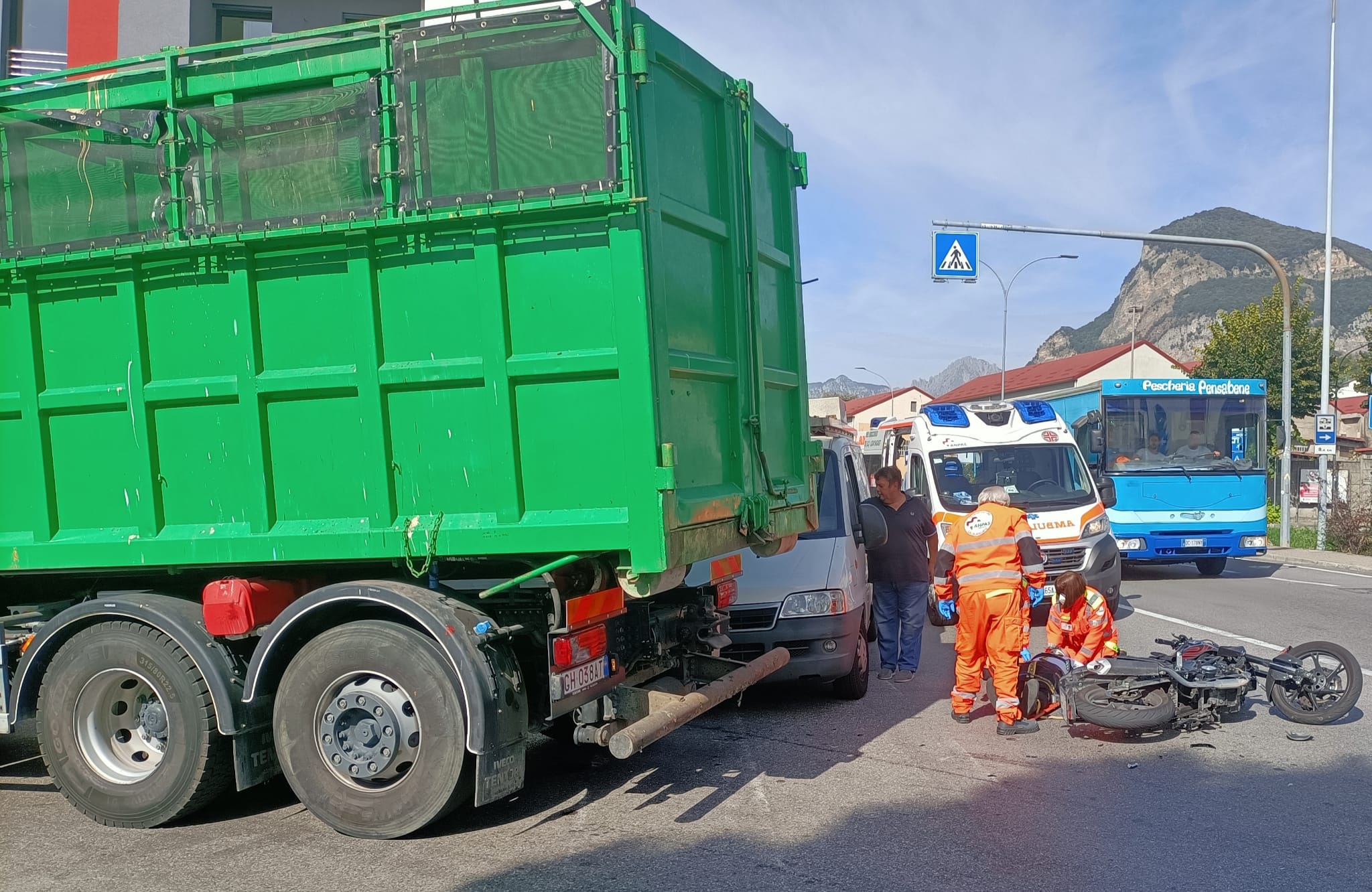 Scontro camion moto