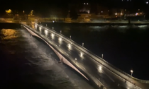 Maltempo su Lecco: Vigili del fuoco mobilitati. Le impressionanti immagini del lago e dell'Adda al Ponte Kennedy