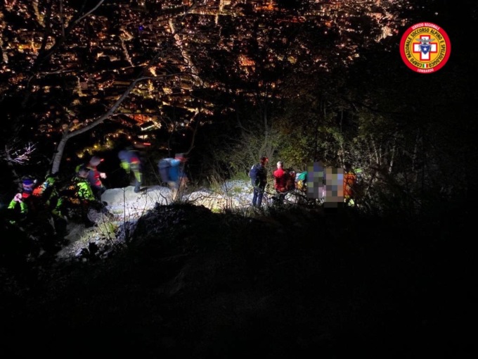 Si ferisce nella zona del Rifugio Piazza: soccorritori mobilitati al buio