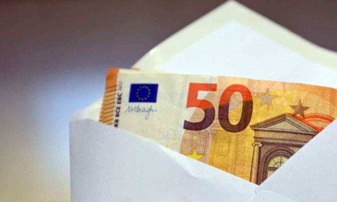 Dove si guadagna di più (e di meno) in Lombardia? Gli stipendi a Lecco nella classifica regionale