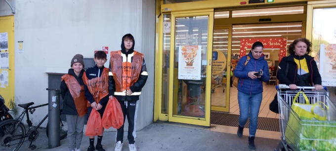 La Colletta Alimentare torna oggi anche nel Lecchese
