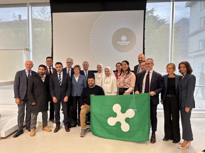 Attraversare l’Arabia Saudita a bordo di una handbike: la sfida del professor Parsani presentata a Lecco