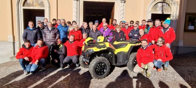 40esimo della Stazione Valsassina del Soccorso alpino: premiati gli storici capi stazione