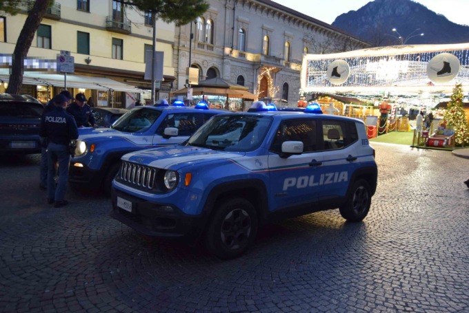 Lavoro nero e irregolarità sugli alcolici: maxi multa a bar del centro Lecco