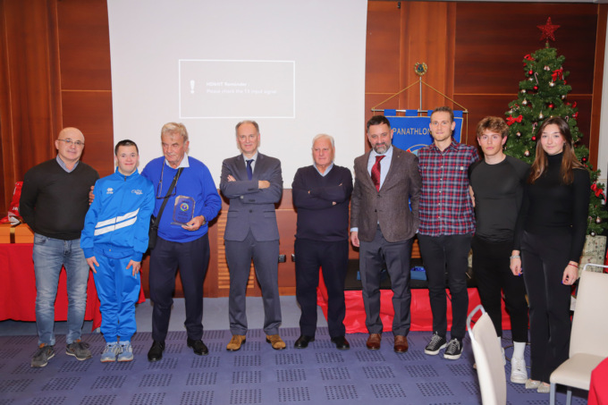 Consegnati i premi Panathlon Club 2023, il trofeo alla Calcio Lecco