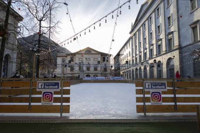 La pista di pattinaggio di Lecco apre sabato 2 dicembre