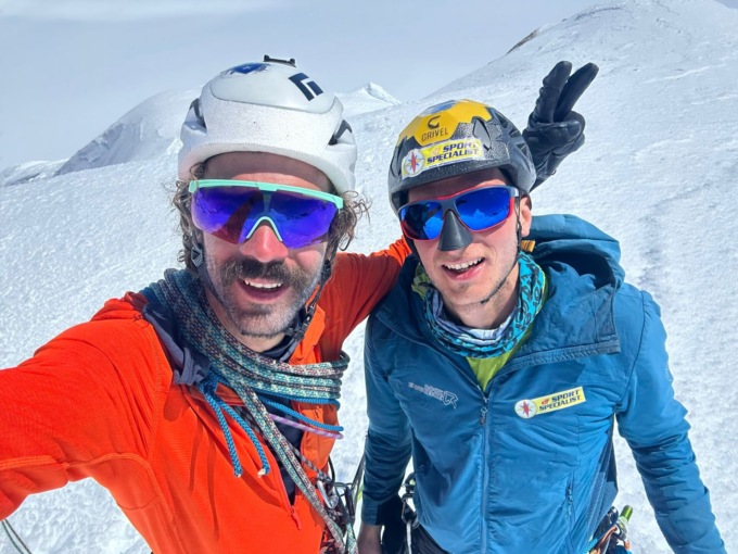I Ragni di Lecco Luca Schiera e Paolo Marazzi hanno raggiunto la vetta del Cerro Nora Oeste