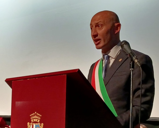 Classifica dei sindaci più amati: Gattinoni è 75esimo