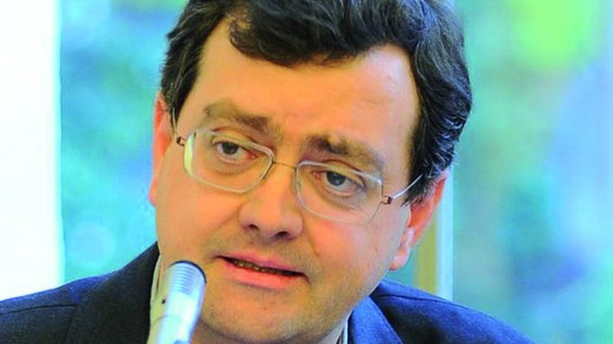 “Come aiutiamo i nostri bambini a prendere forma?”. La Pietro Scola invita al dialogo con don Alberto Cozzi