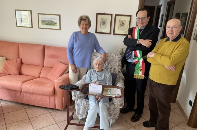 102 candeline per Giovanna Giudici