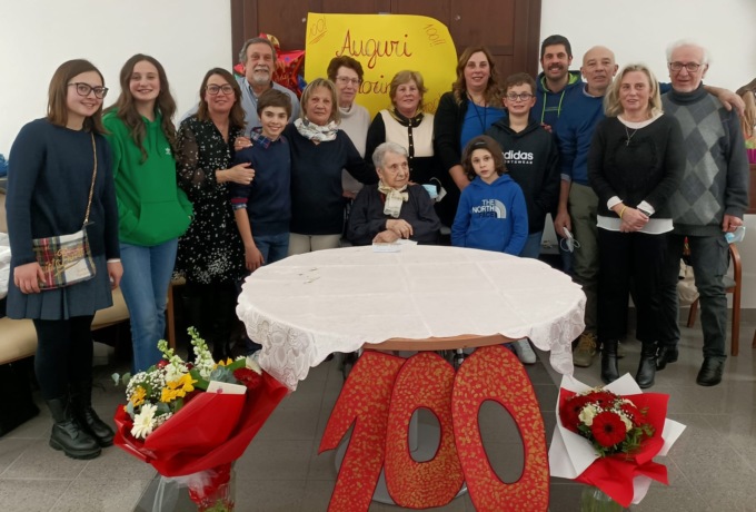 Due comunità in festa per i 100 anni di Onorina Gilardi
