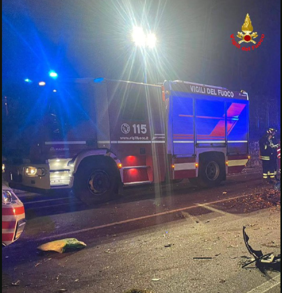 Tragico incidente sul lungolago, muoiono due giovani