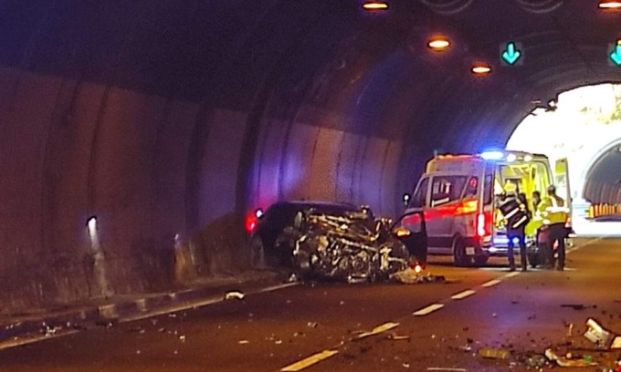 Schianto mortale in galleria con l’auto contromano: assolto il guidatore