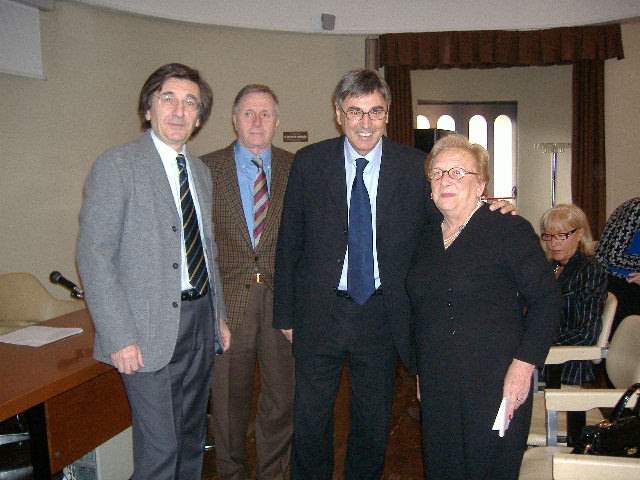 Muore a 95 anni e lascia  al Manzoni 518mila euro