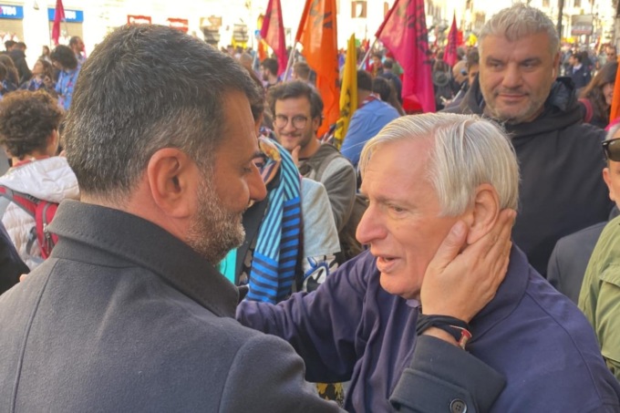 Sostegno al sindaco di Bari Decaro: 45 sindaci lecchesi tra i primi 100 firmatari lombardi